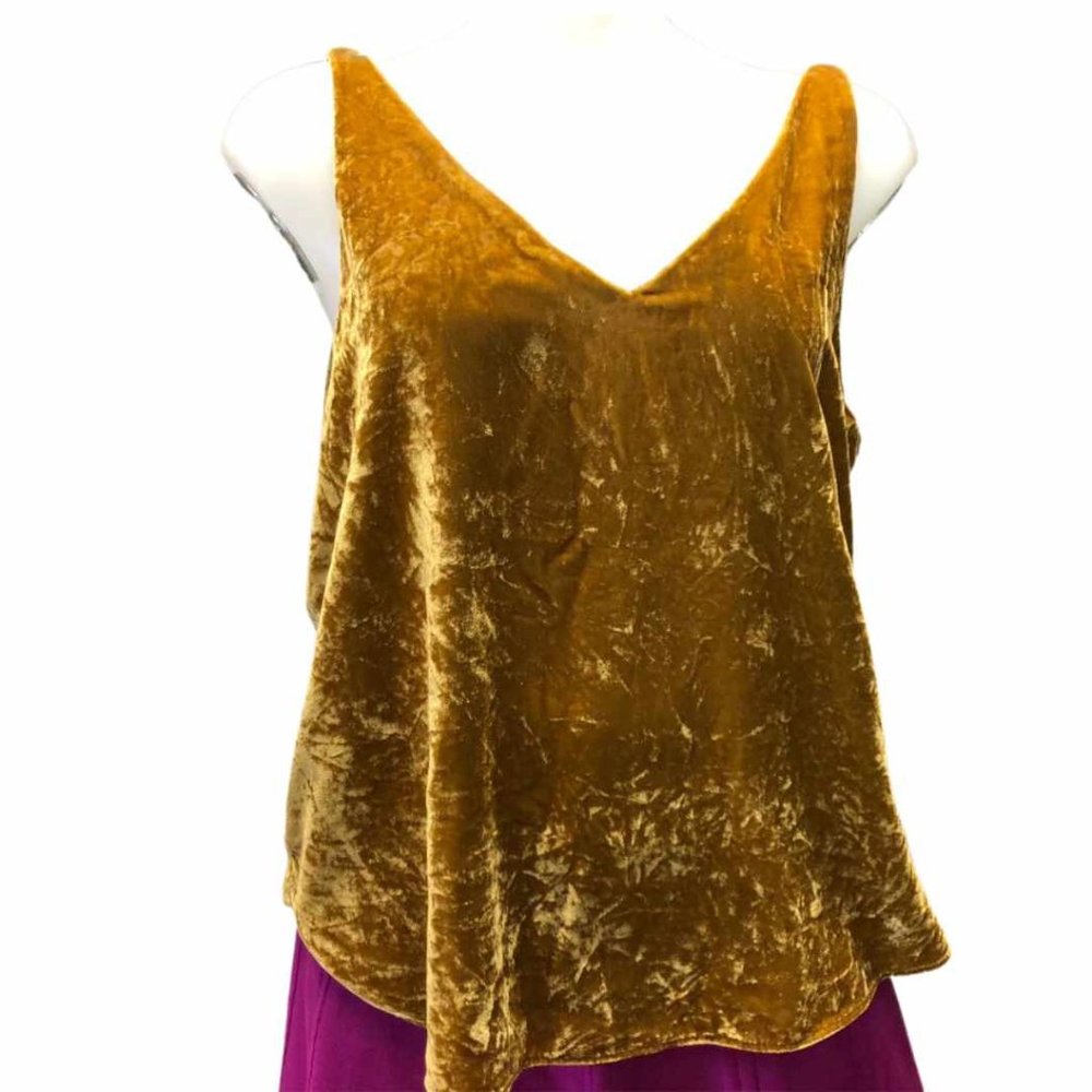 Women Loft golden Velvet Double V Shell  tank top sz medium oversized
